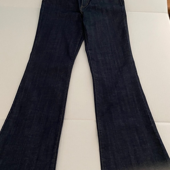 EUC Levi’s boot cut jeans size 6 - Picture 6 of 11
